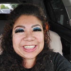 Meet your Posher, Debra